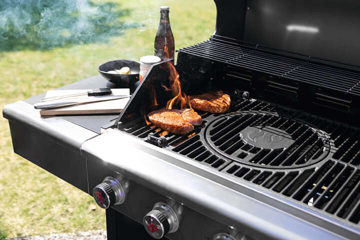 LANDMANN Triton 4.1 Gas- & Holzkohlegrill inkl. Grillaufsatz Edelstahl